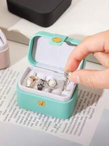 1-Piece Portable Jewelry Box, Pu Simple Leather Jewelry Box, Ring Box, Women's Small Jewelry Box, Simple Home Jewelry Storage Box, Travel Storage Box, Exquisite Mini Travel Jewelry Storage Box, Earrings, Rings, Necklaces, Portable Back-To-School Essentials, Memorable Holiday Gifts, Easter Gifts, Bridesmaid Gifts, Summer Travel Essentials, Travel Accessories, Travel Essentials, Mini Display Storage Box, Cruise Essentials, Holiday Gifts
