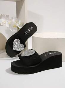 Sandalias con suela gruesa en forma de corazón para mujeres, chanclas estilo coreano con cuña negra para playa y vacaciones, pantuflas suaves y cómodas con plataforma de tacón alto, impermeables