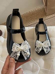 1 双女童蝴蝶结亮片、蕾丝、珍珠装饰闪亮仿皮材质圆头中帮魔术贴低跟中跟甜美可爱华丽俏皮优雅公主风格儿童鞋日常旅行、生日派对、节日庆祝和其他场合儿童平底鞋