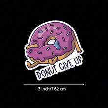 3-Zoll "Donut Geben Sie nicht auf" Aufkleber, perfekt um Motivation zu Ihren Sachen hinzuzufügen! Ideal zum Personalisieren von Notizbüchern, Kalendern und Küchendekoration. Großartig für Lebensmittelliebhaber, Studenten und alle, die verspielte Designs mögen. Kategorien: Lebensmittel-Aufkleber, motivierende Zitate, süße Kunst, humorvolle Designs.