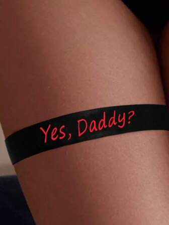 女式情趣弹力字母印花吊袜带，搭配性感黑色大腿束带“Yes,Daddy”，狂野