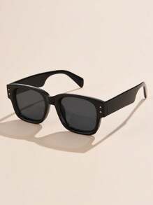 1 Stück Damen quadratischer kleiner Rahmen personalisierte Plastik schwarz Vintage Niet klassisch minimalistisch lässig Retro Steampunk hochwertig europäisch amerikanisch Straße Snapshop vielseitige Mode Brille