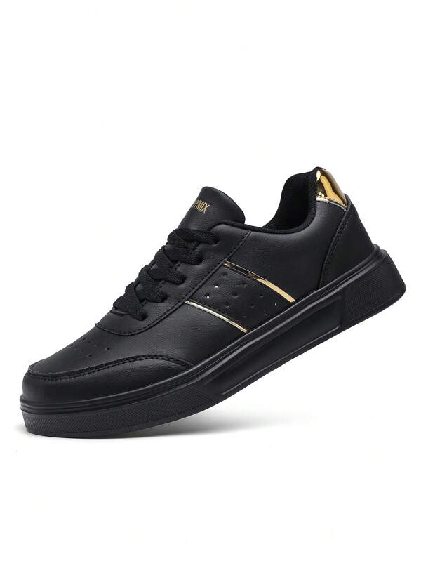 Nouvelles Baskets décontractées pour femmes, chaussures blanches basses grande taille pour dames