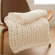 1Pc Chunky Knit Throw Blanket Measuring 40*52Inch, Made With Thumb Yarn Suitable For Arm Knitting, Knit Throw Is Perfect For Livingroom Decor Or Bohemian Styling. It Features A Thick Yarn Knit Blanket Suitable For Sofas Or Beds (Multicolor)