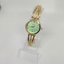 Elegant Women's Gold Quartz Watch-Roman Dial And Diamond Accented Steel Bracelet - Vàng - Xem 9