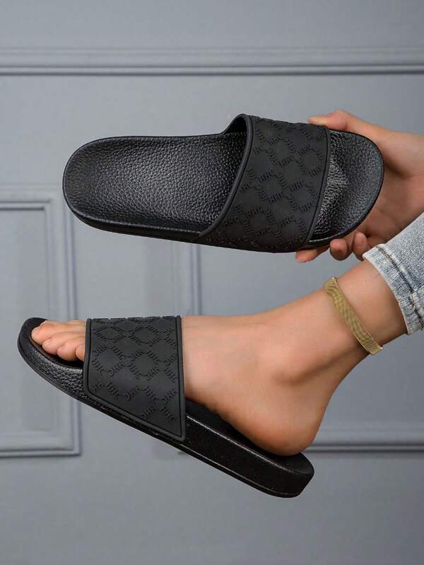 Women's Black Lightweight Soft Comfort Open Toe Flat Slide Sandals, Suitable For Home, Bathroom, Fashionable Summer Beach Slippers