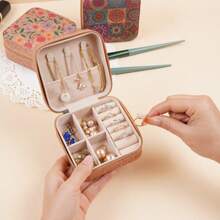 1 pieza Caja de joyería impresa, Caja de almacenamiento de joyería pequeña para viaje, Caja de exhibición y almacenamiento de joyería portátil de doble capa, Caja de almacenamiento de joyería multifuncional, Bolsa de joyería con cremallera y conveniente, Esencial para viajes y el hogar, Adecuado para aretes, anillos, collares, pulseras, arte de uñas, regalos del Día de la Madre, regalos de Navidad, regalos de Halloween, regalos para mujeres