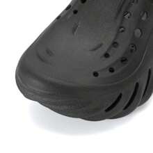 Crocs 207937-001 Sandalias tipo zuecos unisex Bobo, cómodas sandalias deportivas de playa y para uso casual en interiores/exteriores
