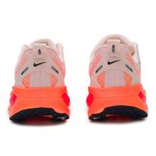 Nike Zapatillas de correr VOMERO 18, zapatillas deportivas con amortiguación Bounce para mujer, zapatillas de entrenamiento para pista y campo, zapatillas de running para carretera, HM6804-600 - Gris atmosférico/negro/carmesí brillante/rojo alegre/naranja transparente - Ver 5