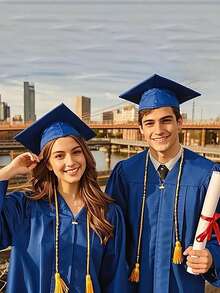 3 件套毕业礼服：哑光黑色礼服 + 学位帽 + 流苏吊坠套装，适合高中和大学毕业生的中性毕业礼服，适合所有季节，也可作为万圣节角色扮演礼服（多种尺寸）。