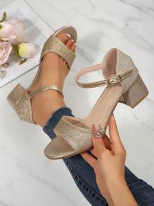 1 par de sandalias romanas con tira en T, puntera redonda, tacón grueso de 5 cm, hebilla metálica, diseño con brillo, para adolescentes y mujeres, de moda lujosa y adorable, adecuadas para uso diario, fiestas, baile, vacaciones, escuela u oficina, para uso interior/exterior, nueva colección primavera/verano 2025