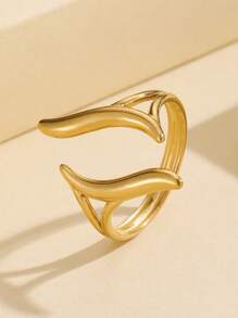 1pc Minimalist Geometric Line Cut-Out 18K Gold Plated Stainless Steel Ring, Versatile Metal Smooth Band Jewelry For Women, Waterproof For Daily Wear