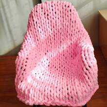 1Pc Chunky Knit Throw Blanket Measuring 40*52Inch, Made With Thumb Yarn Suitable For Arm Knitting, Knit Throw Is Perfect For Livingroom Decor Or Bohemian Styling. It Features A Thick Yarn Knit Blanket Suitable For Sofas Or Beds (Multicolor)