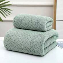 4pcs - Keep At Home Towel And Bath Towel Set - Coral Fleece Material - High-Quality Texture - Soft And Comfortable To The Skin - Strong Water Absorption And Excellent Drying Effect For Beauty Salon Home Bathroom