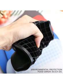 1 pièce Moule à glaçons en silicone 160 grilles, mini carrés de glace, moule à glace, machine à glaçons, faire du thé, des liqueurs, de la chocolat et du blanc. Petit, portable, pratique pour le réfrigérateur de voiture, facile à retirer