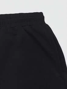 Pantalones cortos cómodos de talla estándar para hombres "Atardecer de montaña - Mantente salvaje", aptos para deportes, uso diario, verano, escuela, ropa urbana e informales - Negro - Ver 3