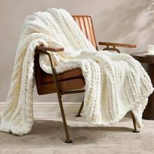 1Pc Chunky Knit Throw Blanket Measuring 40*52Inch, Made With Thumb Yarn Suitable For Arm Knitting, Knit Throw Is Perfect For Livingroom Decor Or Bohemian Styling. It Features A Thick Yarn Knit Blanket Suitable For Sofas Or Beds (Multicolor)