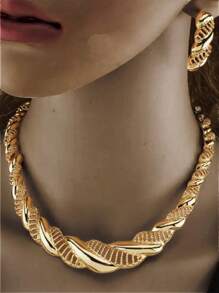 3pcs/Set Elegant Fashionable Gold Leaf Hollow Necklace & Earring Jewelry Set, Suitable For Christmas, Valentine's Day, Mother's Day, Thanksgiving, Teacher's Day, Wedding Anniversary, Wedding Party, Bride Jewelry