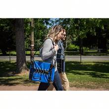 Cascade Mountain Tech Asiento de Estadio Plegable para Bancos y blanqueadores con Correa para el Hombro - Marino - Ver 3