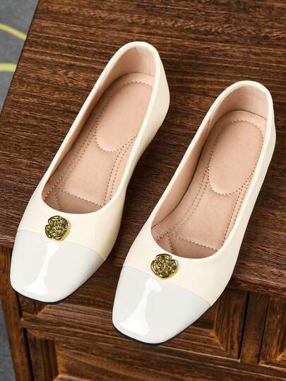 Women's Fashion Square Toe Slip-On White Patchwork Gold Buckle Floral Decor Office Casual Versatile Flats, Spring/Summer Chic Outdoor Loafers, Match With Dresses