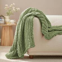 1Pc Chunky Knit Throw Blanket Measuring 40*52Inch, Made With Thumb Yarn Suitable For Arm Knitting, Knit Throw Is Perfect For Livingroom Decor Or Bohemian Styling. It Features A Thick Yarn Knit Blanket Suitable For Sofas Or Beds (Multicolor)