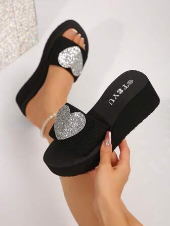 女士时尚厚底心形凉鞋，黑色坡跟韩式海滩度假人字拖，柔软舒适家居高跟防水厚底拖鞋