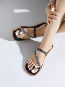 2025 Comfortable Thick Bottom Women's Flat Shoes, Soft & Flexible, New Stylish Square Toe Slip-On Mules With Elegant Detail, Metallic Buckle Decoration, Refined Fashion Solid Color Flats - Black - View 2