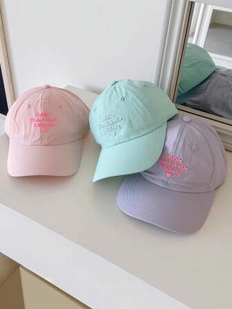 1 件装软顶轻质速干网眼夏季棒球帽，情侣透气户外休闲运动帽，带小情书硅胶装饰的防晒帽