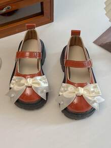 1 Pair Of 2025 New 3-12 Years Old Girls Reddish- Shoes Flat Shoes | Faux Pearl White Bow Shiny Lacquer Leather Thick Soft Sole Classic Hook And Loop Design