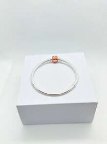 1 pièce Tout nouveau bracelet base carré élégant simple de 2025 pour femmes avec fermoir à mors de serpent, avec perles de charme en forme de cœur. DIY pour un port quotidien, convient pour un pendentif de charme, cadeau d'amour parfait, cadeau de fête, cadeau d'anniversaire