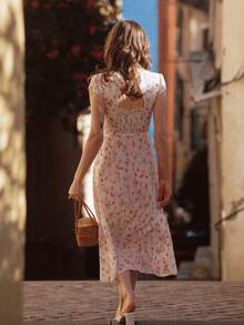 فستان متوسط الطول بياقة على شكل حرف V مزين بتطريز زهري على الساتان مع تصميم ظهر مفتوح بشكل مثلثي للنساء - وردي فاتح - مشاهدة 7