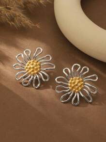 Retro Boho Gothic Style Silver Daisy Stainless Steel Earrings, Unique Design For Daily Wear, Suitable For Music Festivals, Parties, Beach Vacations