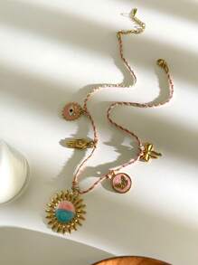 Monlansher Neues original rosa mehrteiliges Bohemien-Stil Damen Halskette mit Elementen wie Hand, Sonnenblume, Schleife, Auge, Schmetterling Anhänger, handgefertigte emaillierte Glasur, modisch elegant für Lässig, Urlaub, Party und Alltag