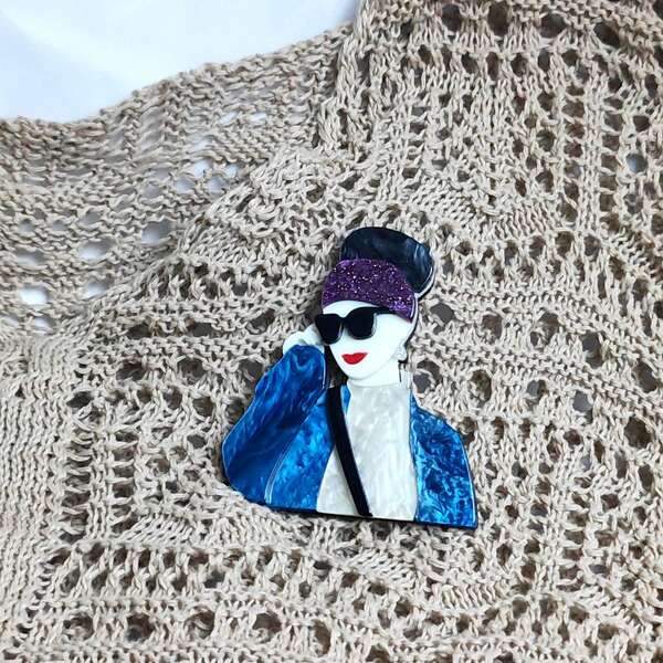 1pc Unique Acrylic Office Worker Handmade Stylish Clothing, Bag, Accessory Brooch