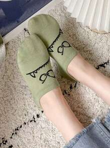 5 Pairs Women Cartoon Expressive Graphic Casual Short Socks, Summer Thin Silicone Anti-Slip Invisible Ankle Socks