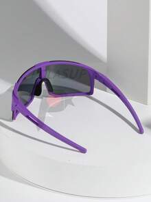 1副女士时尚运动眼镜，采用独特的镜腿撞色设计，时尚镀膜镜片，蓝色镜框，适合户外骑行、运动、装饰、防护、骑行、防晒等用途。 - 彩色 - 查看 3