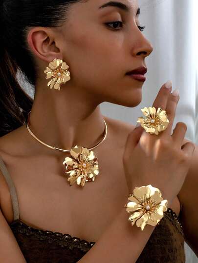 Nuevo conjunto de joyas de moda con brazalete de metal con diseño de flor, anillo, collar, aretes y broche, juego de accesorios
