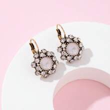 1 paire de boucles d'oreilles à clou vintage en strass français
