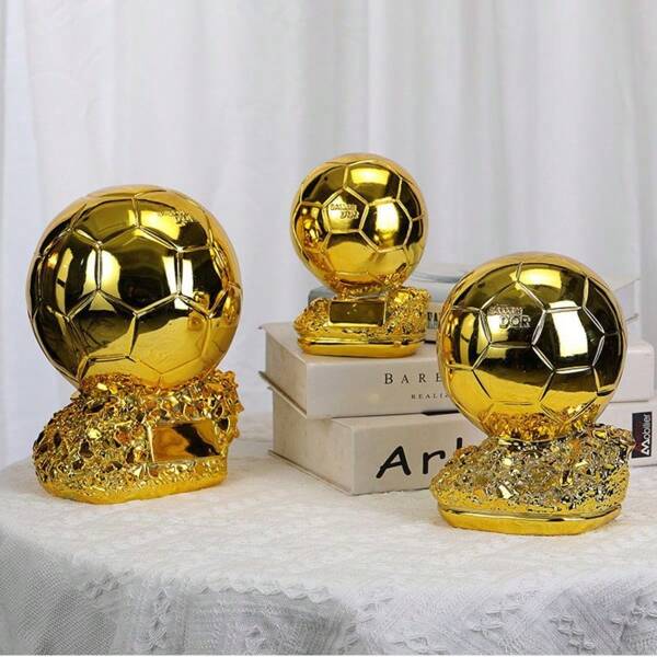 1 Stück Resin Fußball Trophäe Statue, Innen-/Außendekor, ohne Strom benötigt, verschiedene Größenoptionen