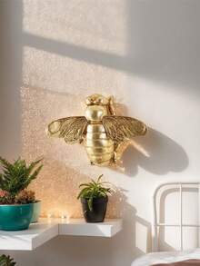 1 pieza Colgante de pared con forma de abeja dorada creativa y única, decoración de insecto con marco hecho a mano, decoración para el hogar/fiesta/museo de insectos, regalo distintivo para entusiastas de los insectos - Dorado - Ver 8