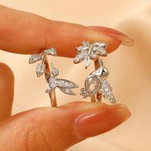 1 件复古铜合金蜂鸟与花卉设计开口戒指，女士时尚珠宝配饰适合日常佩戴，喂蜜蜂戒指