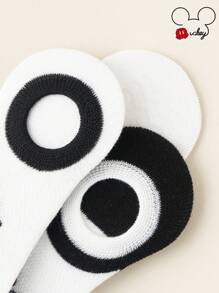 Disney Disney 1/5 pares de calcetines invisibles tipo barco para mujeres, con diversos patrones de Mickey Mouse y combinaciones clásicas de color negro y blanco. Mickey es el ídolo eterno de Disney. Tiene una excelente absorción del sudor, transpirabilidad y durabilidad