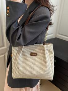 女士托特包，宽敞的度假草编单肩包，配有可调节双肩带和链条手柄，适合购物、工作、旅行和户外使用