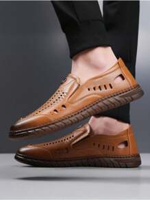 Zapatos casuales de slip-on para hombres, para verano, con empeine de malla transpirable, suela antideslizante y amortiguadora de impactos, abertura lateral elástica para facilitar el uso, adecuado para el uso diario y actividades al aire libre