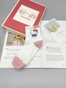 Sanrio 1/2/4/8Pairs Sanrio Random Shipping Sanrio Hello Kitty Kuromi Melody Cartoon Anime Pattern Children's Mid-Length Socks,Spring And Summer Sports Socks, Breathable, Odor Proof, And Sweat Absorbing Socks Suitable For Ages 9-25.