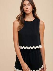 Ric Rac Trim Detailed Top & Shorts Set - Black - View 9