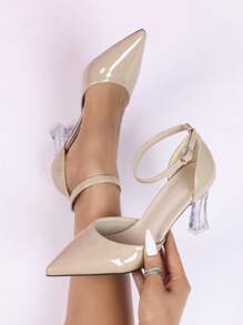 Zapatos de tacón alto con punta puntiaguda, moda para mujeres, año 2025