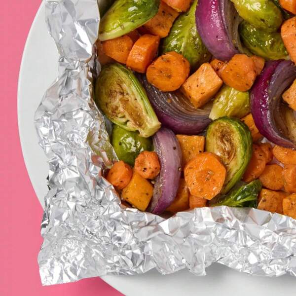 Standard Non Stick Aluminium Foil - 50 Sq Ft - Up&Up ™