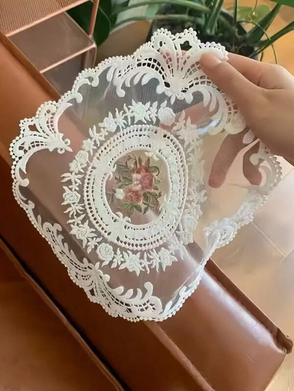 1pc 42cm Retro Lace Placemats, Vintage French Style Elegant Lace Doily, Handmade Embroidered Table Mats For Home Table Decoration Party Dressing,European Table Mat, Embroidered Vintage Lace, Coffee Table Mat, Dust Cover Towel, Shooting Props, Sofa Mat, Decorative Plate Mat, Napkin Room Decor Bedroom Decor Home Decor Wall Decor