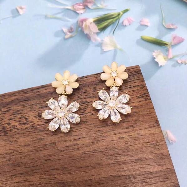 1 Pair Luxury Shiny Cubic Zirconia, Opal & Daisy Flower Inlaid Earrings, Elegant & Fashionable Design For Daily/Party/Wedding/Holiday Wear
